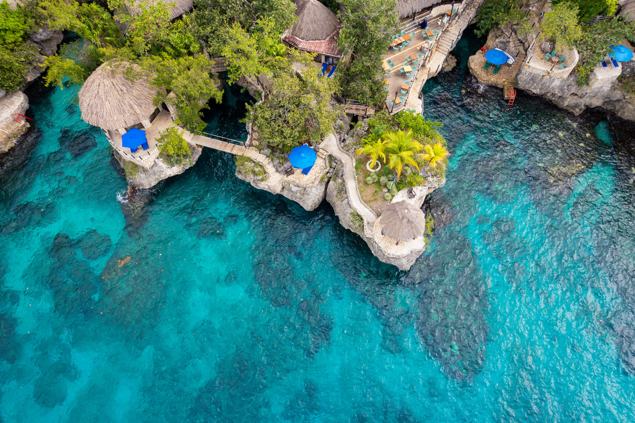 Discover Jamaica: Caribbean Beauty and Cultural Bliss