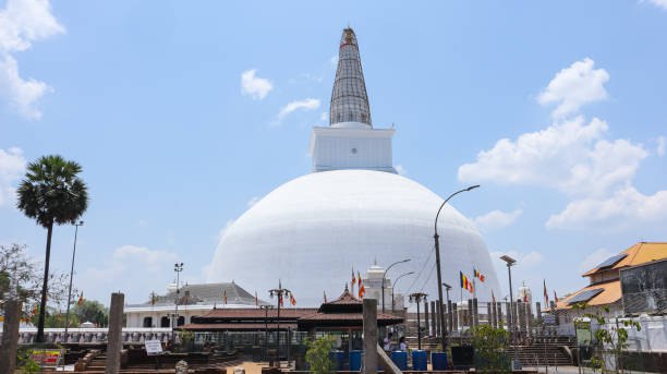 Exploring the Spiritual Heart of Anuradhapura: A Complete Guide to Ruwanweli Maha Seya