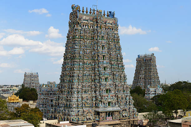 Exploring the Meenakshi Amman Temple: A Majestic Marvel of Tamil Nadu