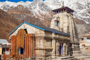 Echoes of Shiva: 12 Jyotirlinga Yatra Across India